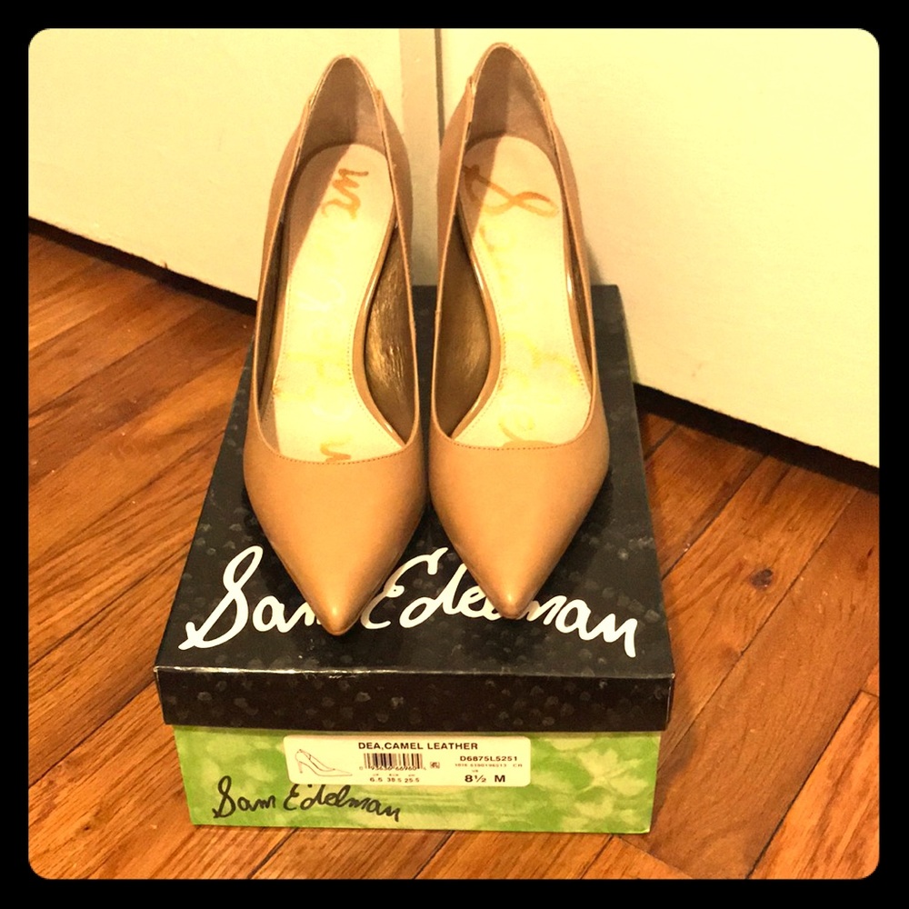 Camel Leather Pumps